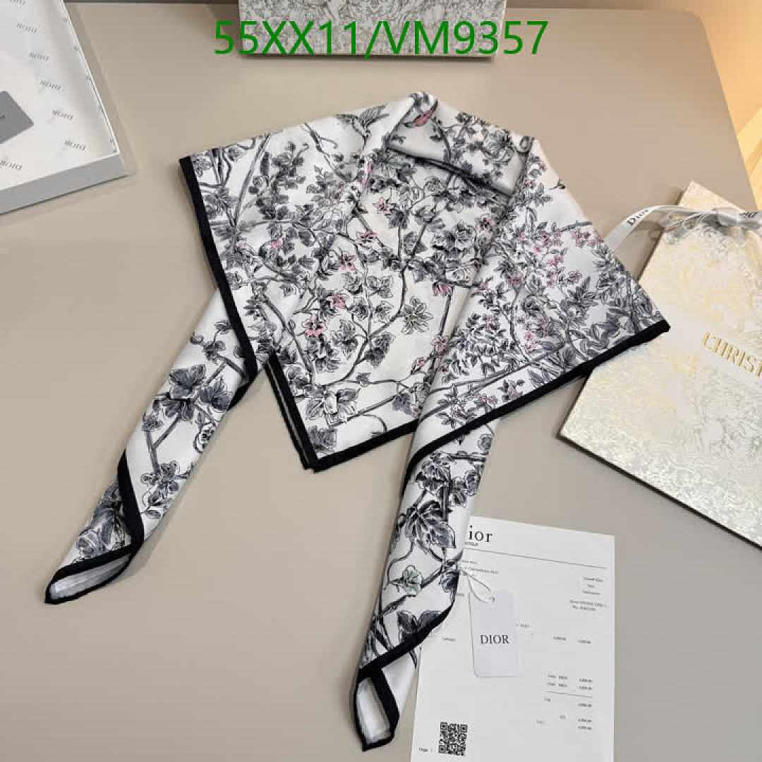 Dior-Scarf Code: VM9357 $: 55USD