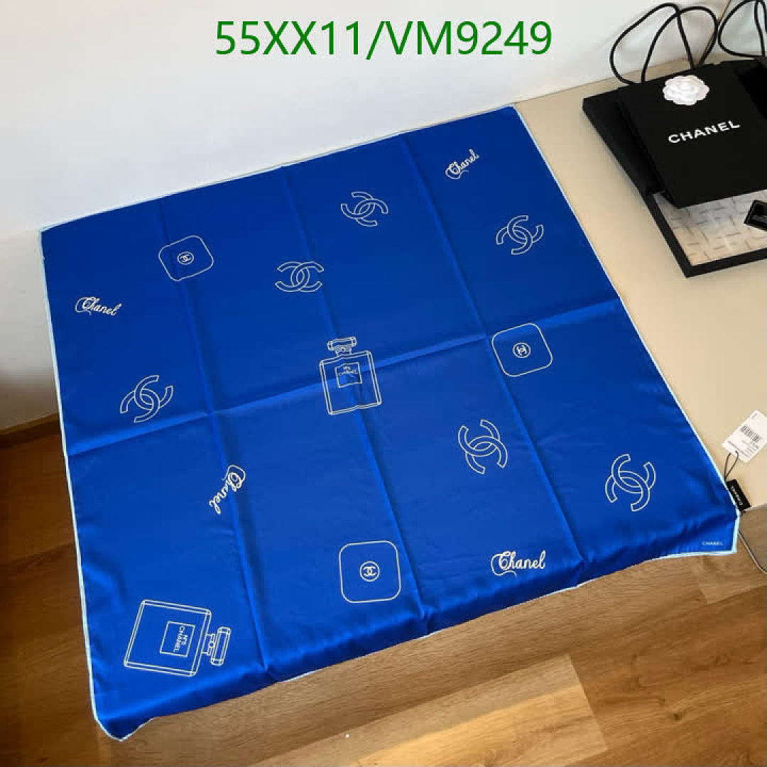 Chanel-Scarf Code: VM9249 $: 55USD