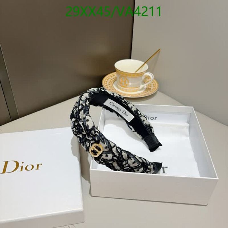 Dior-Headband Code: VA4211 $: 29USD