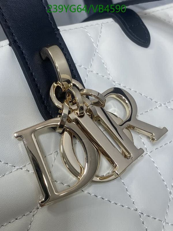 Dior-Bag-Mirror Quality Code: VB4590 $: 239USD