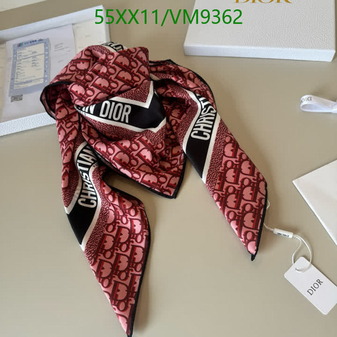 Dior-Scarf Code: VM9362 $: 55USD