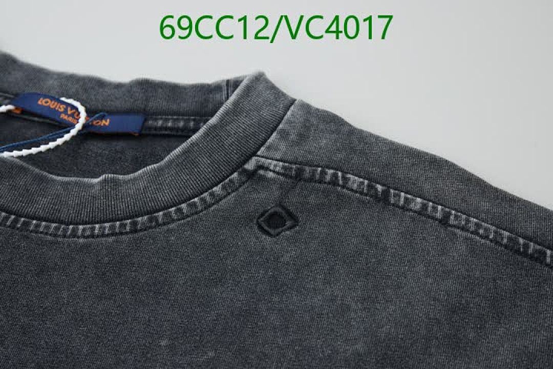 LV-Clothing Code: VC4017 $: 69USD