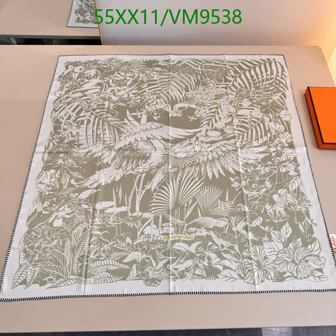 Hermes-Scarf Code: VM9538 $: 55USD