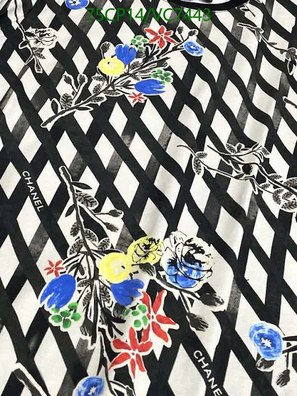 Chanel-Clothing Code: VC7443 $: 75USD