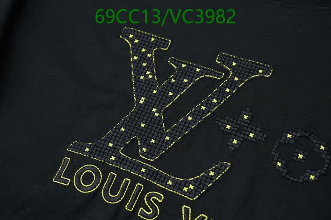 LV-Clothing Code: VC3982 $: 69USD