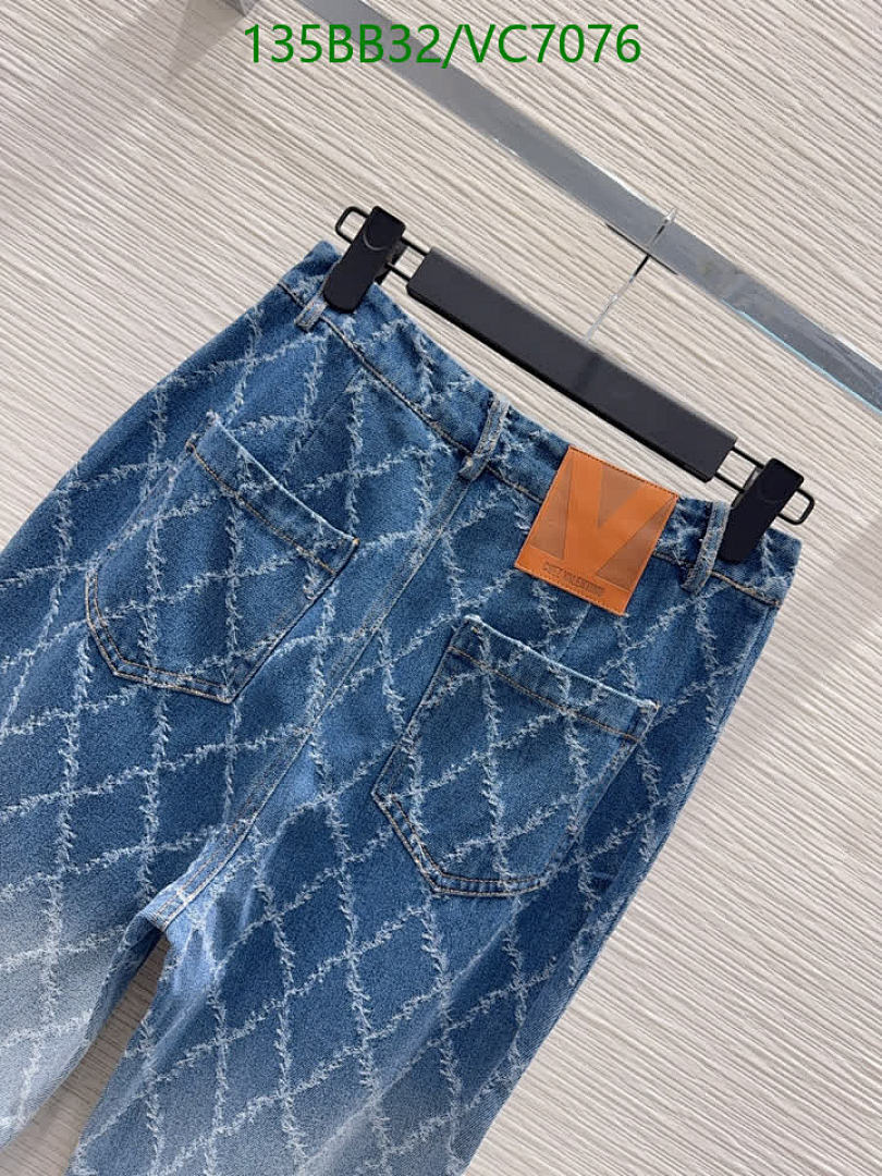 Valentino-Clothing Code: VC7076 $: 135USD