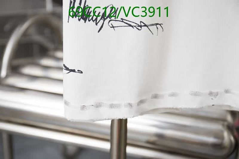 Balenciaga-Clothing Code: VC3911 $: 69USD