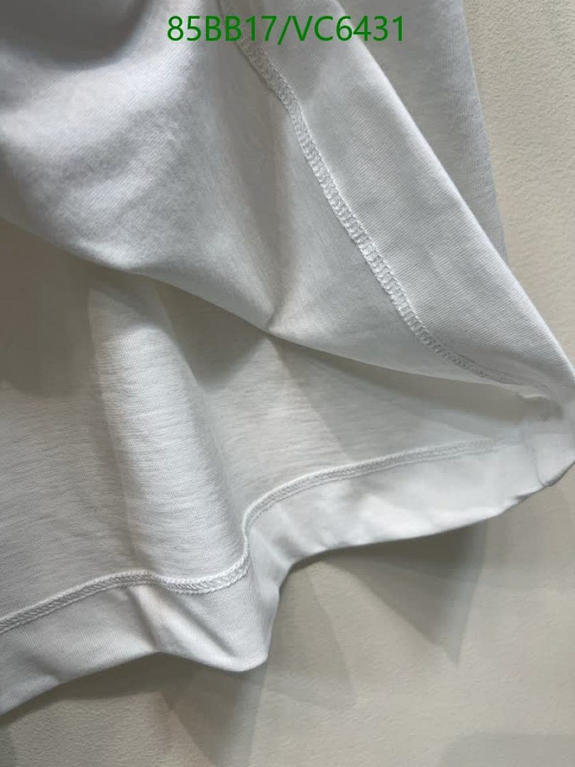 LV-Clothing Code: VC6431 $: 85USD