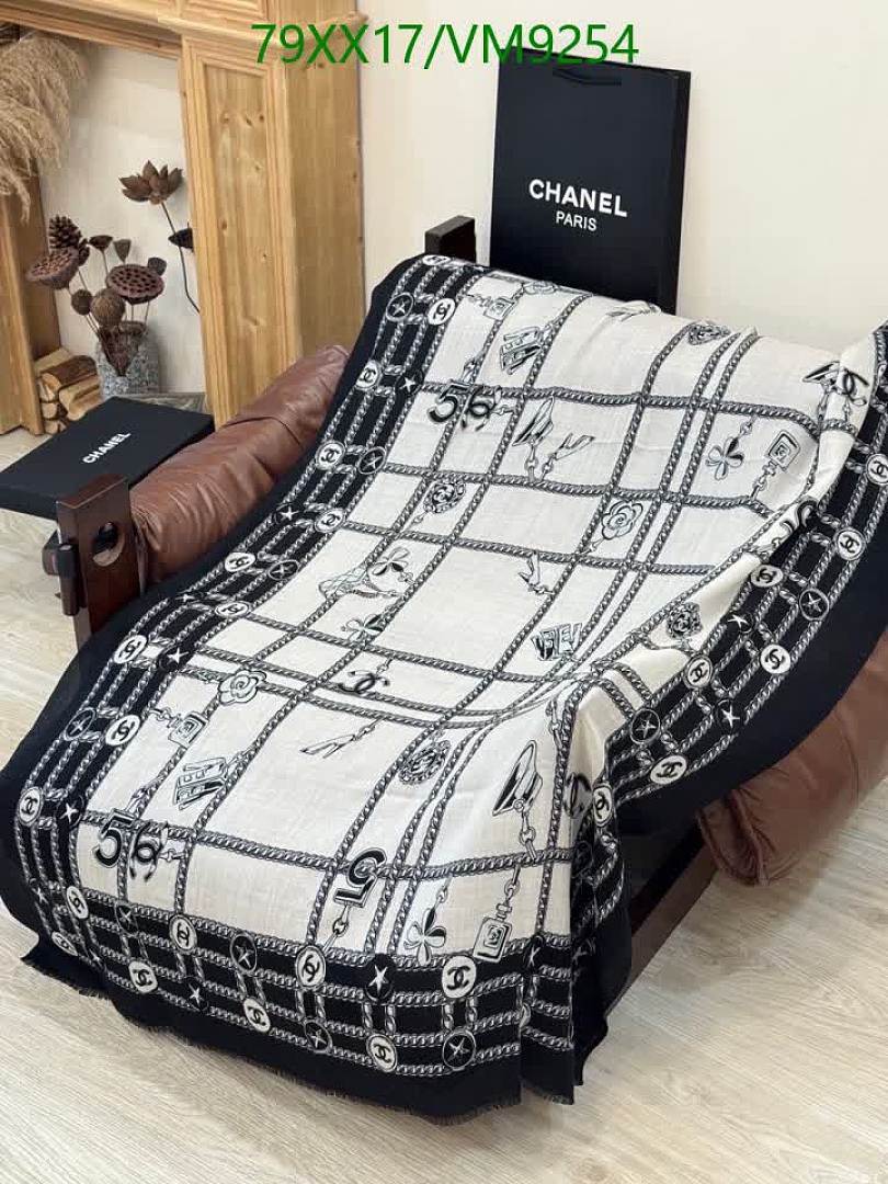 Chanel-Scarf Code: VM9254 $: 79USD