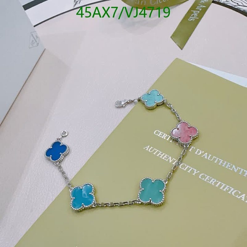 Van Cleef & Arpels-Jewelry Code: VJ4719 $: 45USD