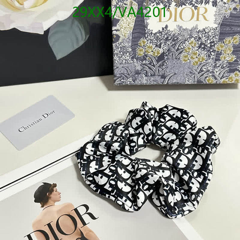 Dior-Headband Code: VA4201 $: 29USD
