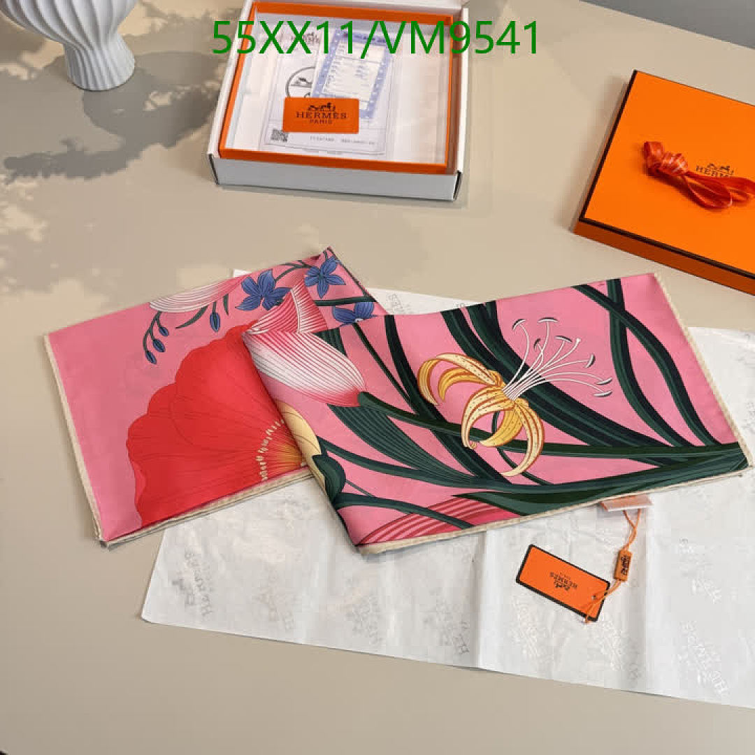 Hermes-Scarf Code: VM9541 $: 55USD