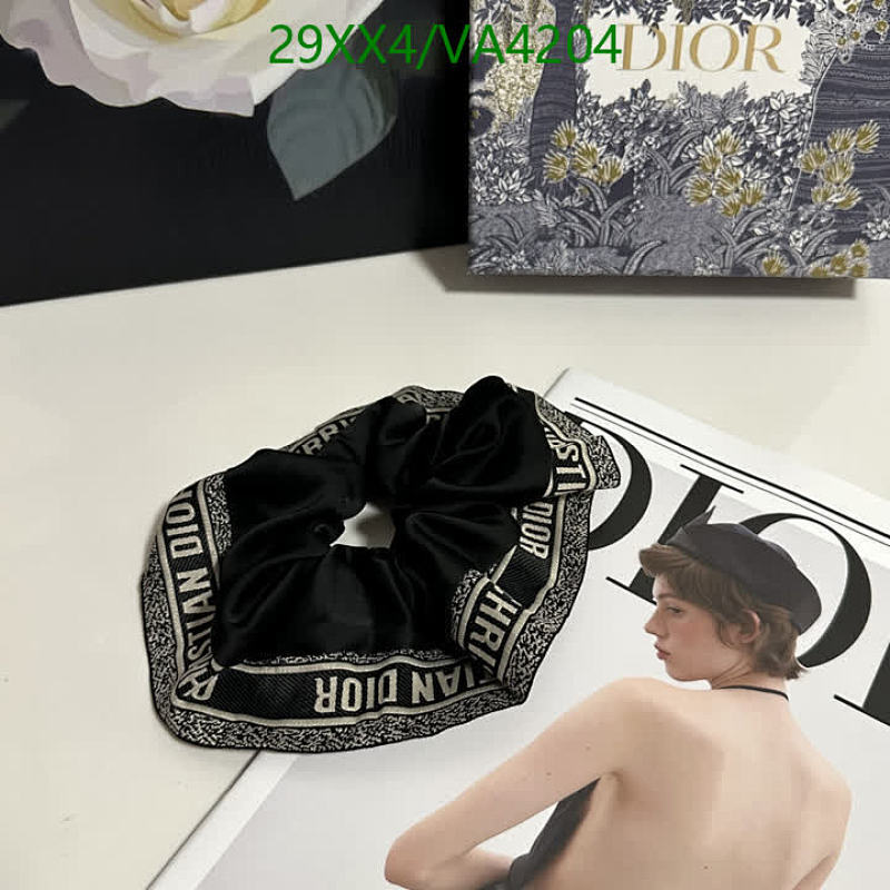 Dior-Headband Code: VA4204 $: 29USD
