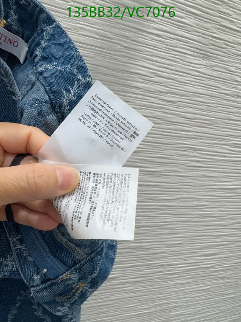 Valentino-Clothing Code: VC7076 $: 135USD