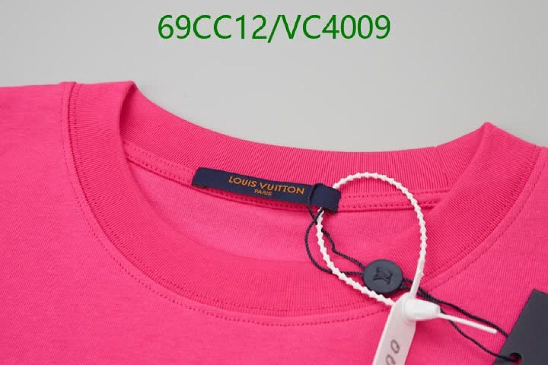 LV-Clothing Code: VC4009 $: 69USD