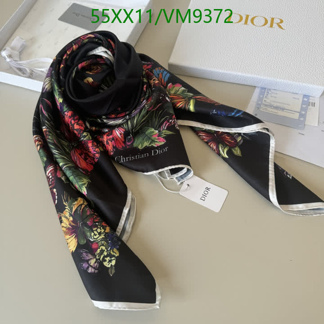 Dior-Scarf Code: VM9372 $: 55USD