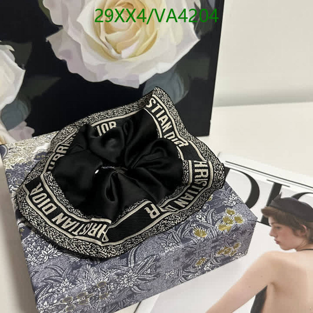 Dior-Headband Code: VA4204 $: 29USD