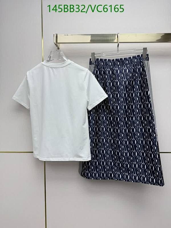Dior-Clothing Code: VC6165 $: 145USD
