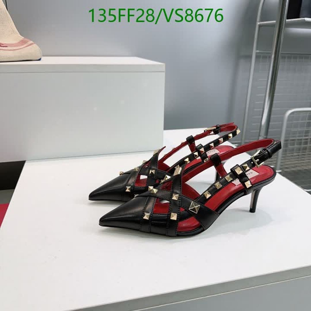 Valentino-Women Shoes Code: VS8676 $: 135USD