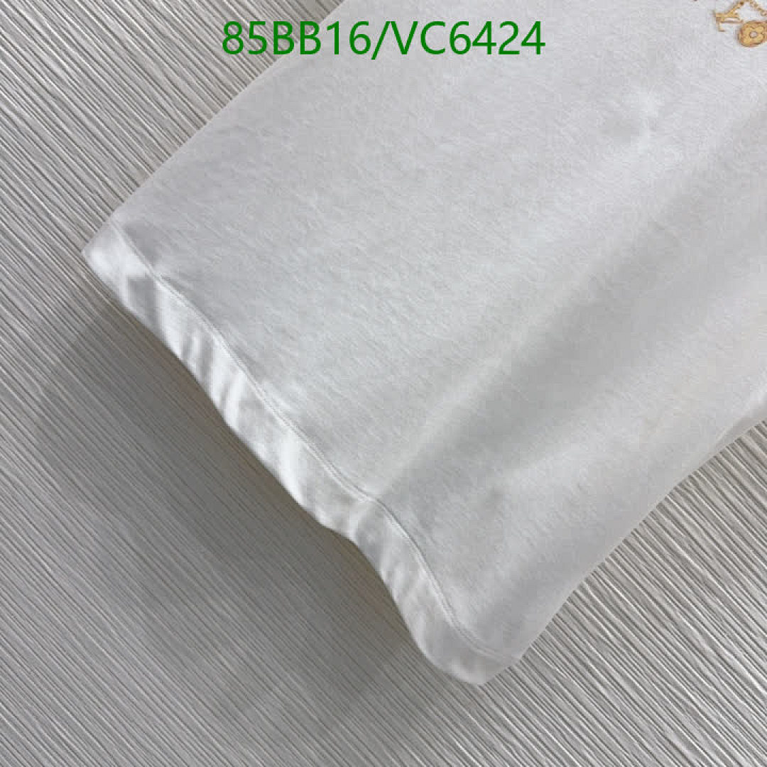 LV-Clothing Code: VC6424 $: 85USD