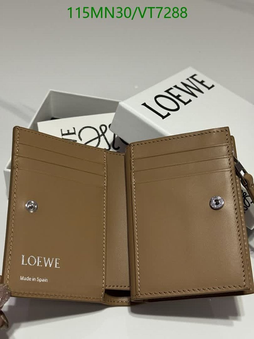 Loewe-Wallet-Mirror Quality Code: VT7288 $: 115USD
