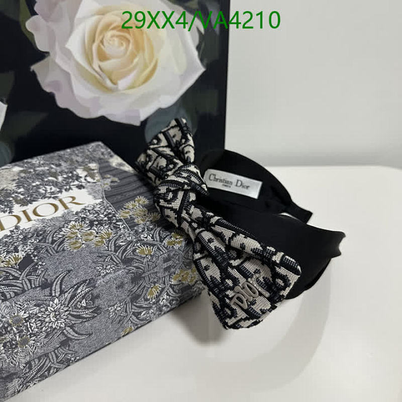 Dior-Headband Code: VA4210 $: 29USD