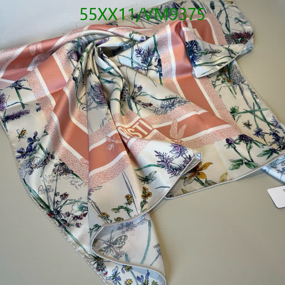 Dior-Scarf Code: VM9375 $: 55USD