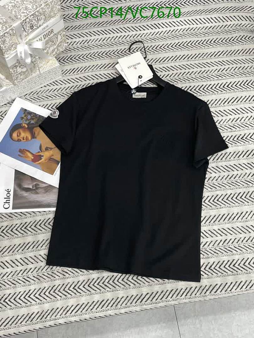 Moncler-Clothing Code: VC7670 $: 75USD