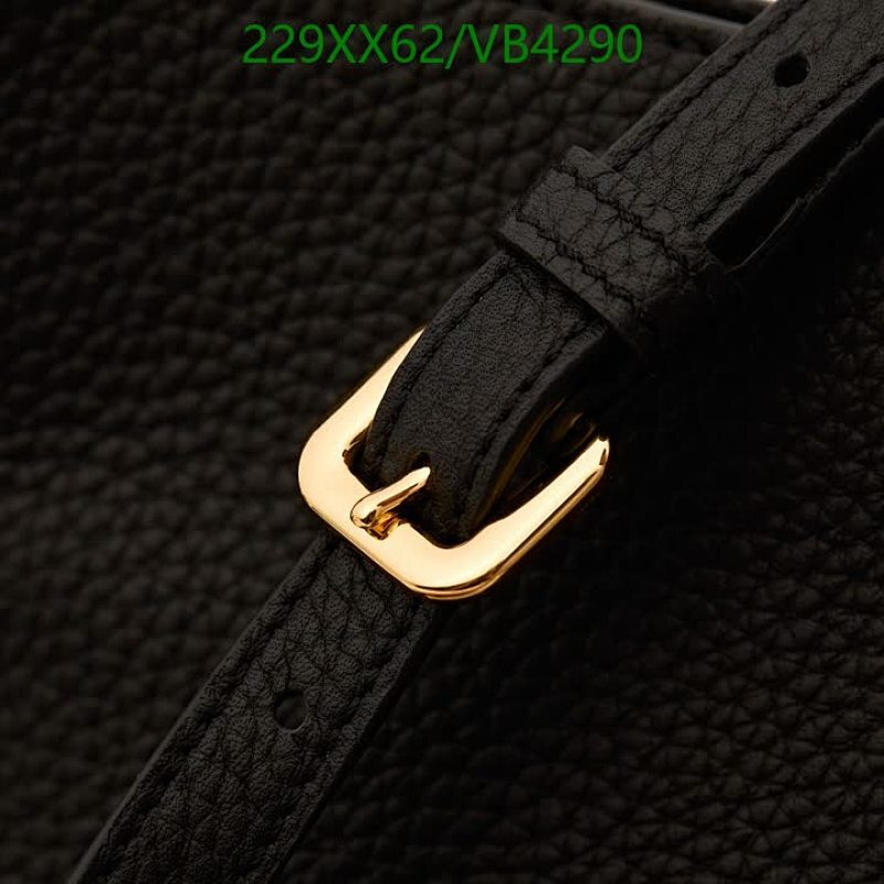 Prada-Bag-Mirror Quality Code: VB4290 $: 229USD