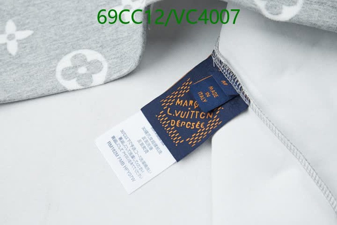 LV-Clothing Code: VC4007 $: 69USD