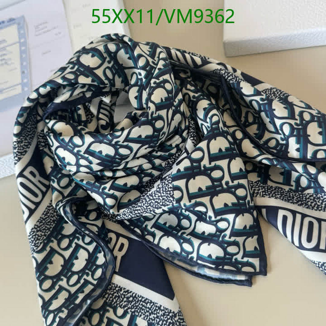 Dior-Scarf Code: VM9362 $: 55USD