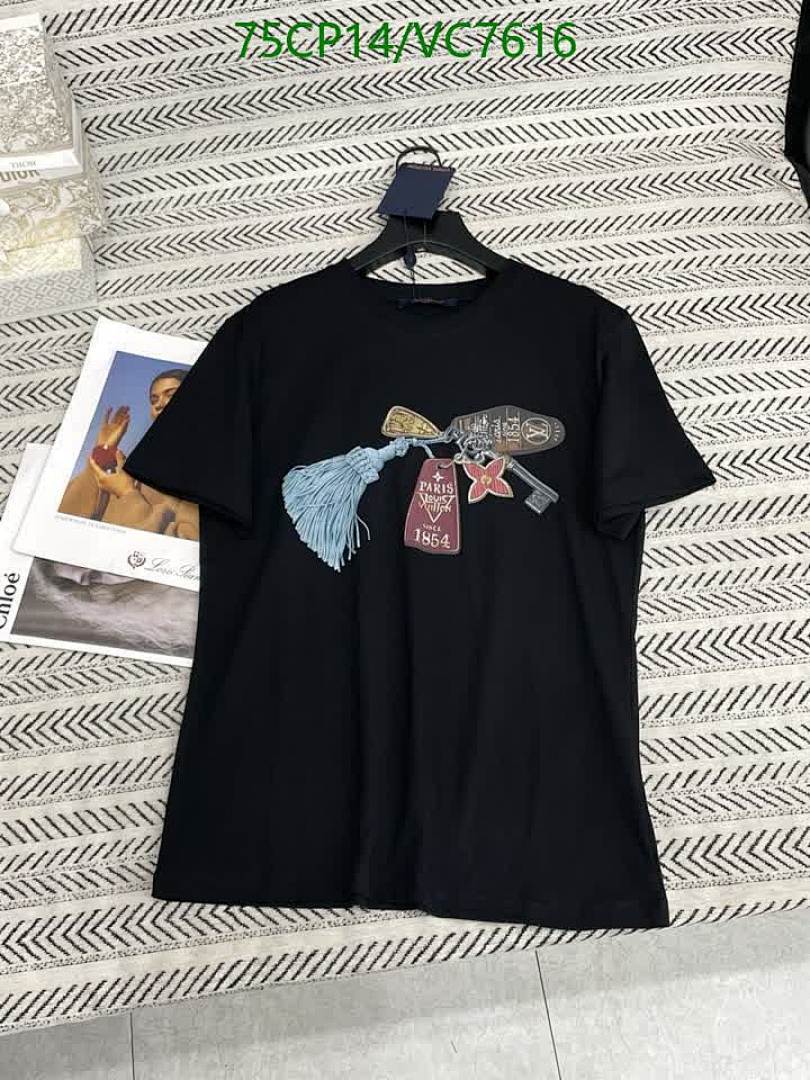 LV-Clothing Code: VC7616 $: 75USD