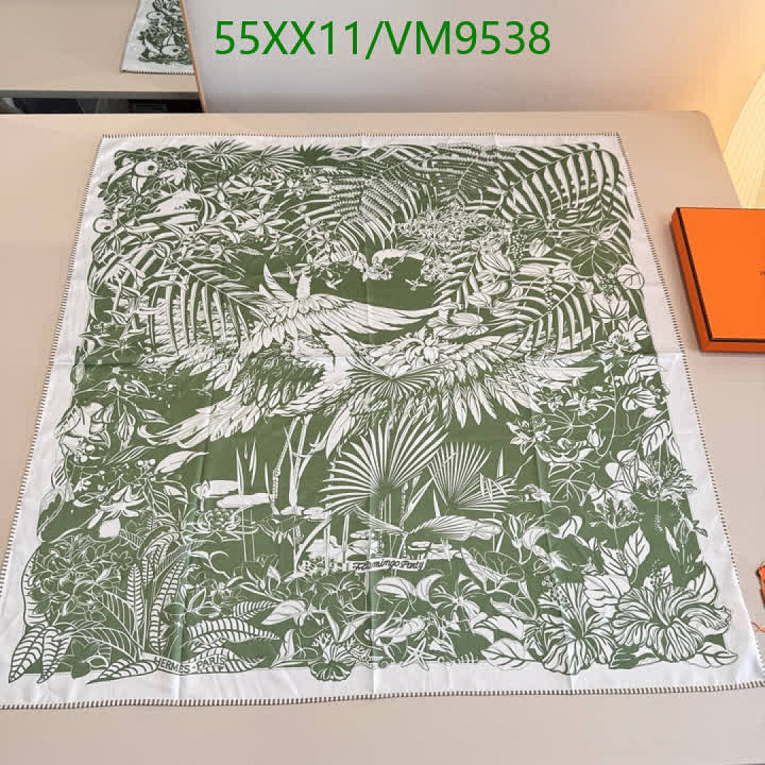 Hermes-Scarf Code: VM9538 $: 55USD