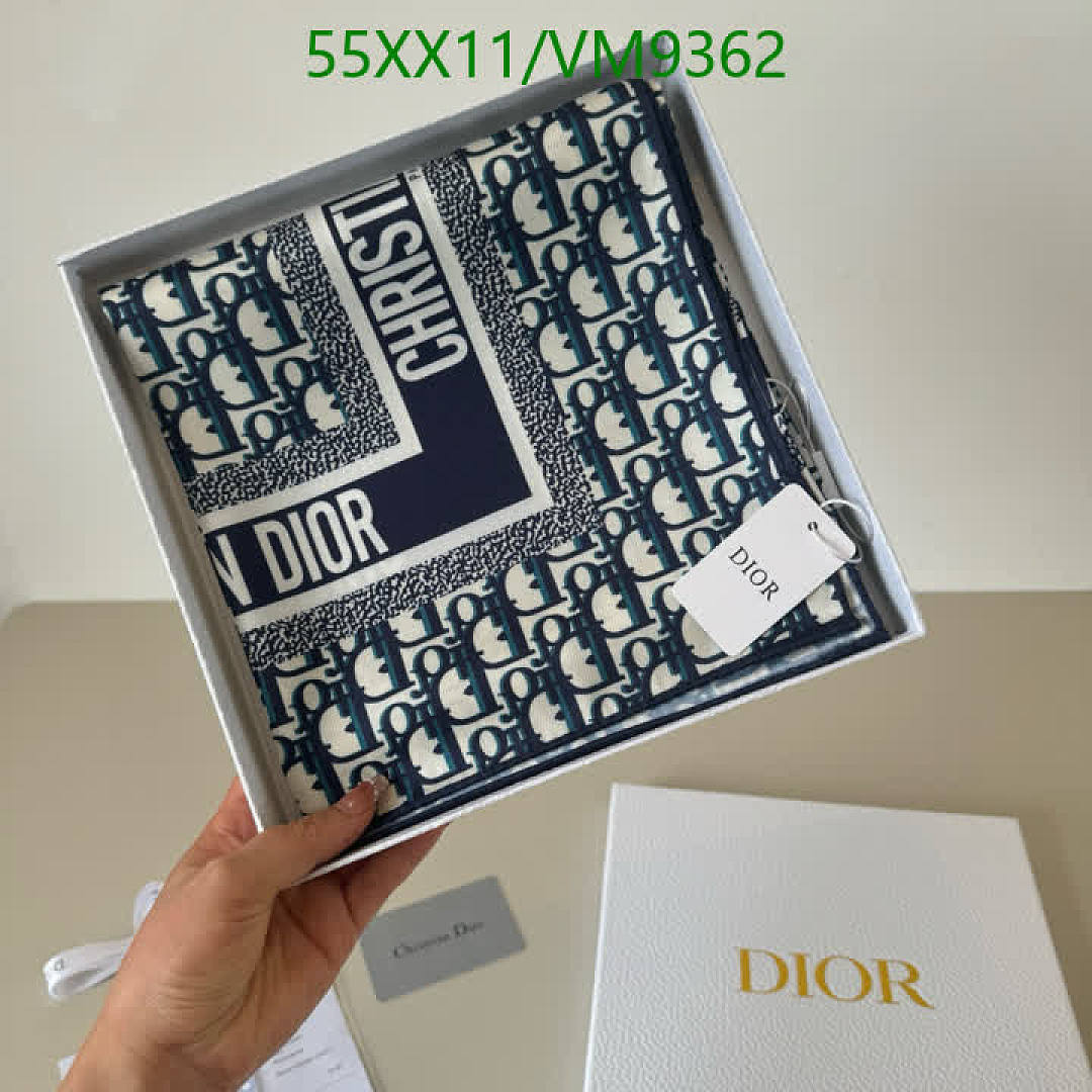Dior-Scarf Code: VM9362 $: 55USD