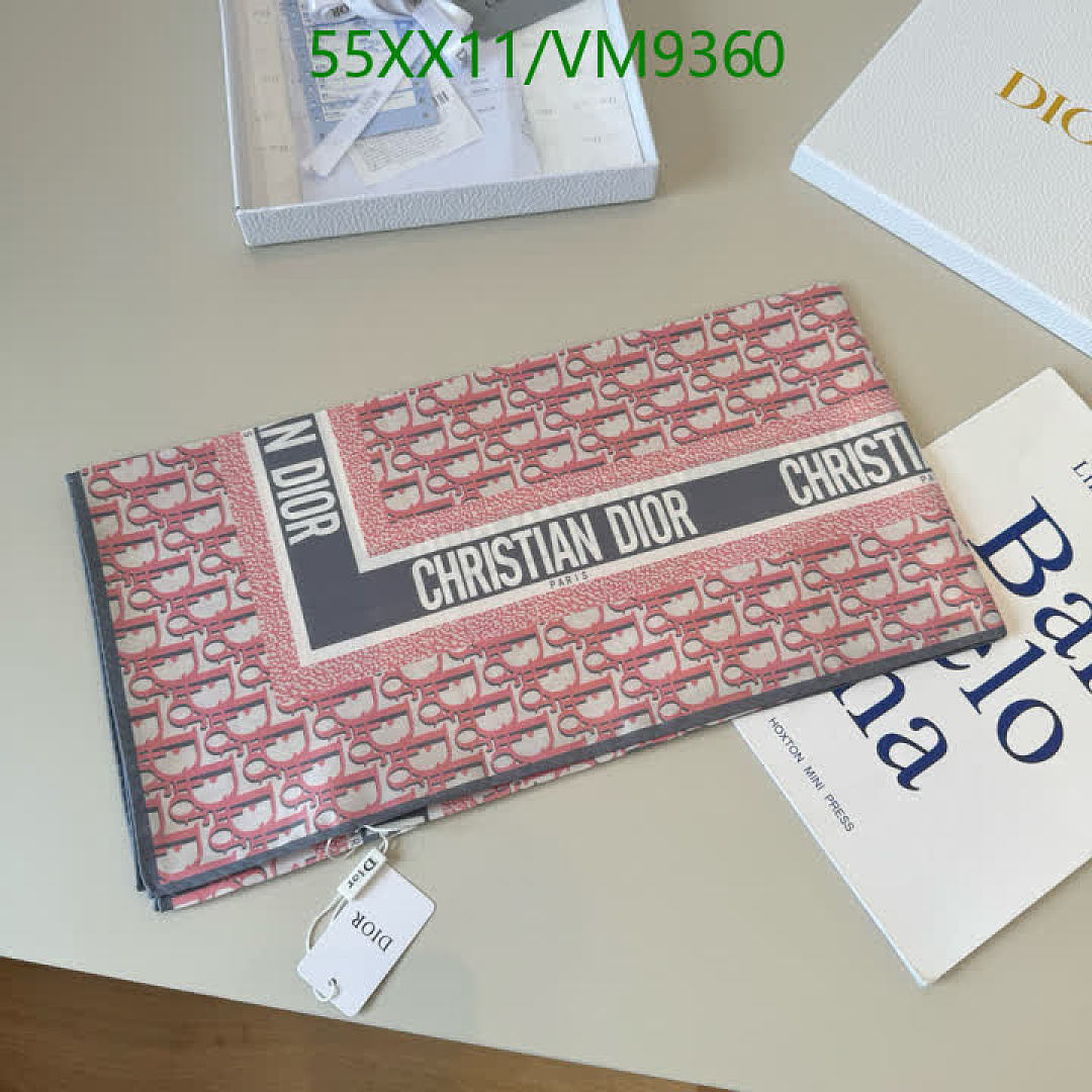 Dior-Scarf Code: VM9360 $: 55USD