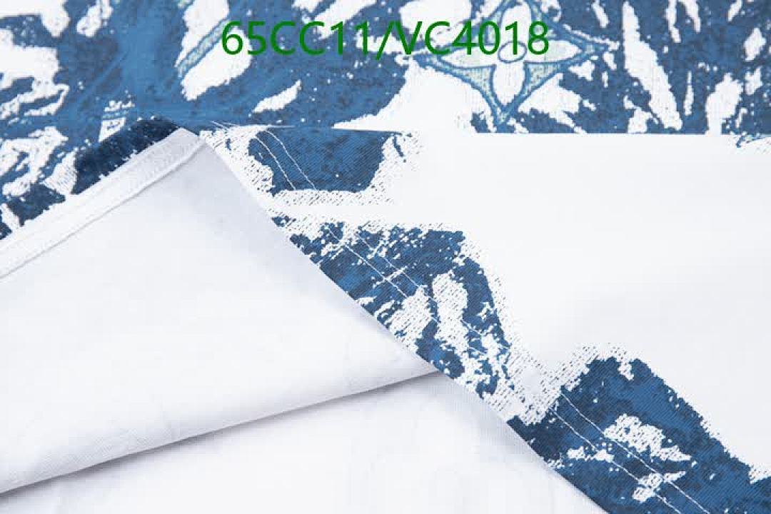 LV-Clothing Code: VC4018 $: 65USD