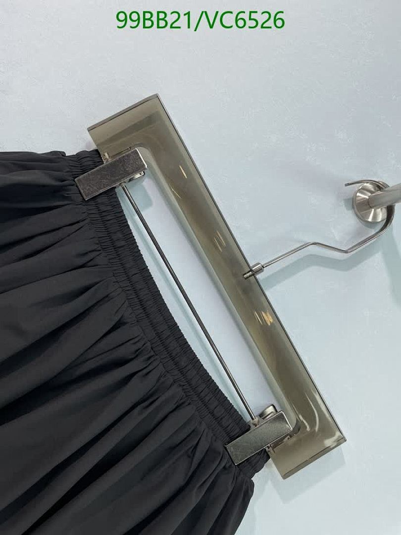 LV-Clothing Code: VC6526 $: 99USD