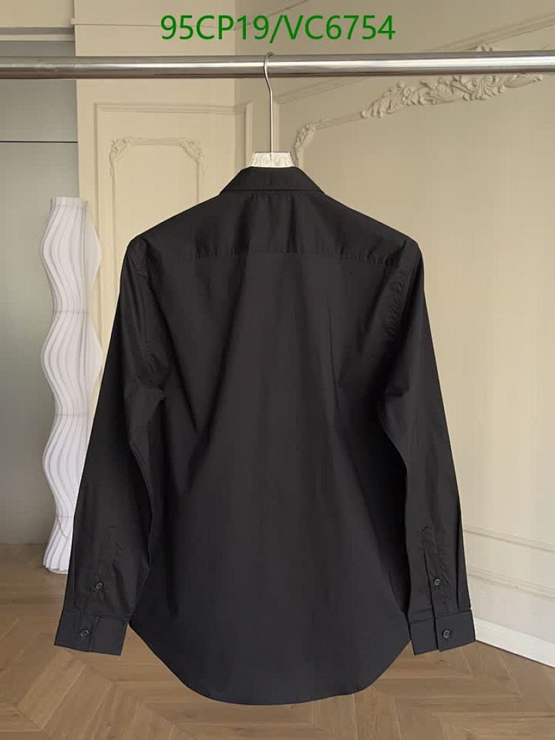 Burberry-Clothing Code: VC6754 $: 95USD