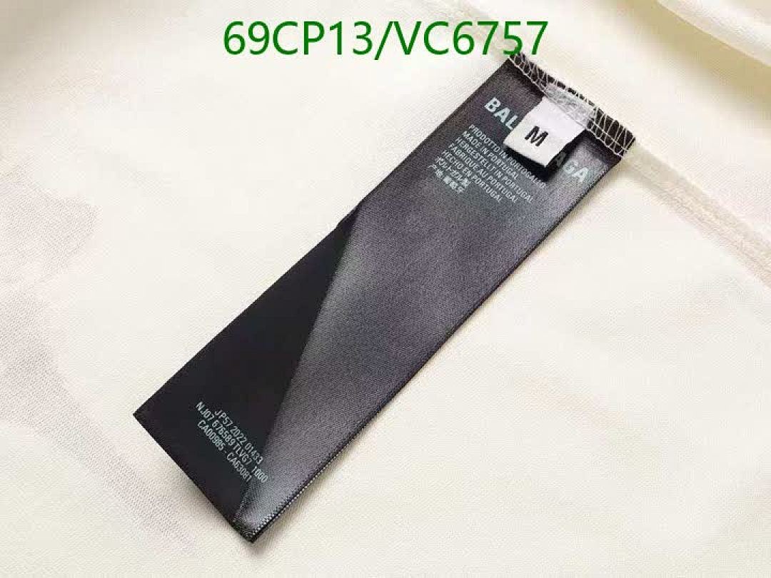 Balenciaga-Clothing Code: VC6757 $: 69USD