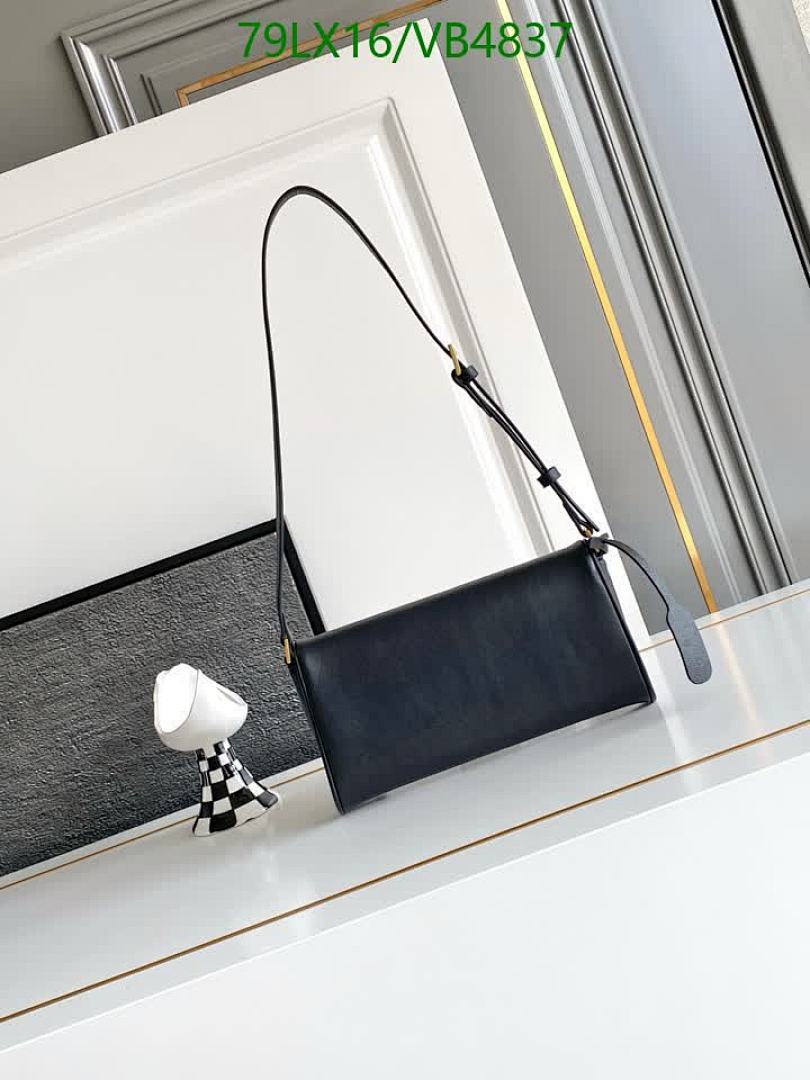 Valentino-Bag-4A Quality Code: VB4837 $: 79USD