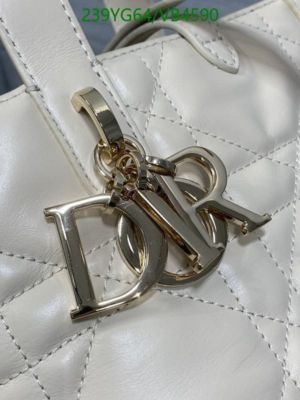 Dior-Bag-Mirror Quality Code: VB4590 $: 239USD