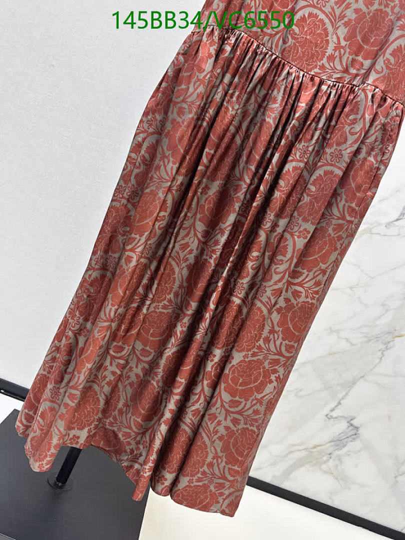 LV-Clothing Code: VC6550 $: 145USD