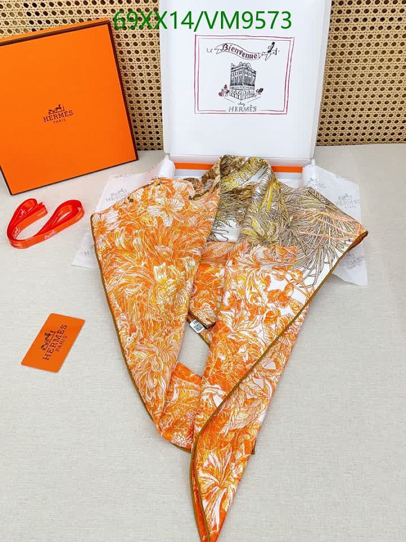 Hermes-Scarf Code: VM9573 $: 69USD