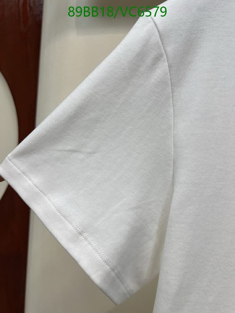 LV-Clothing Code: VC6579 $: 89USD