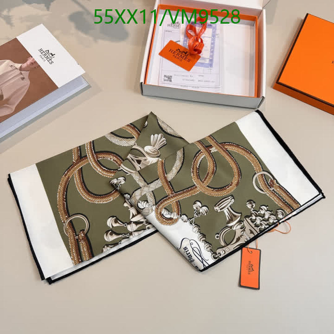 Hermes-Scarf Code: VM9528 $: 55USD