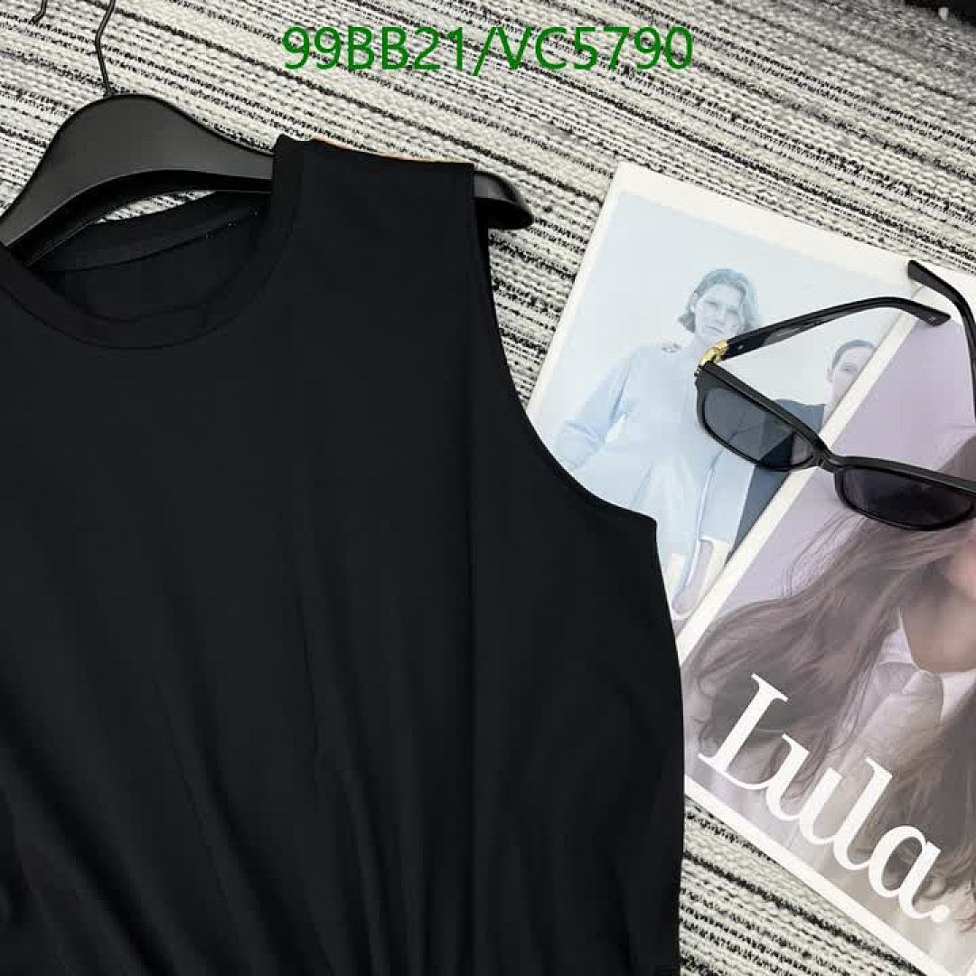 Burberry-Clothing Code: VC5790 $: 99USD