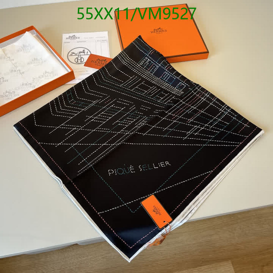 Hermes-Scarf Code: VM9527 $: 55USD