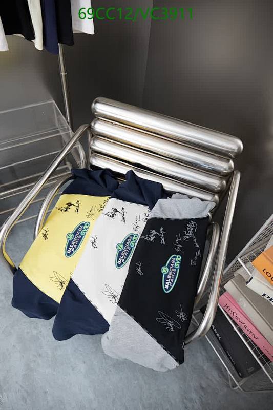 Balenciaga-Clothing Code: VC3911 $: 69USD