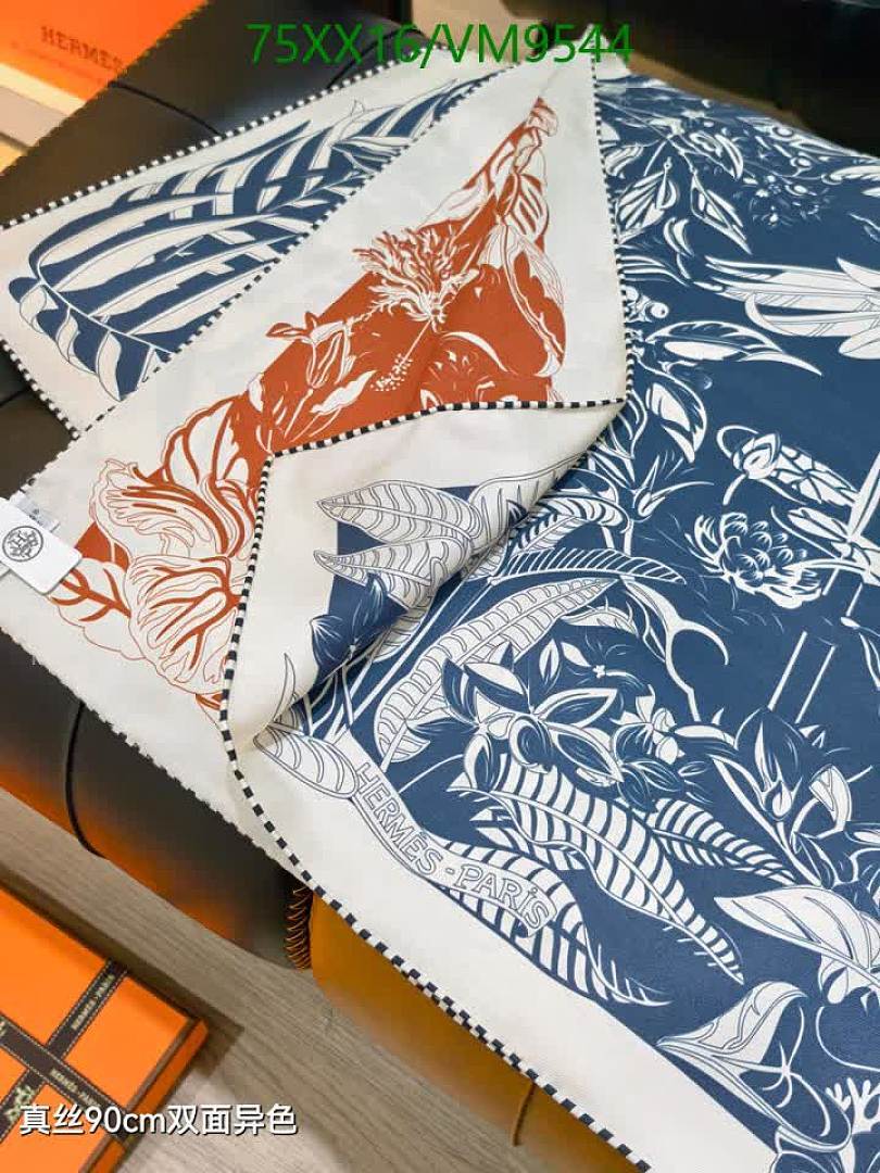 Hermes-Scarf Code: VM9544 $: 75USD