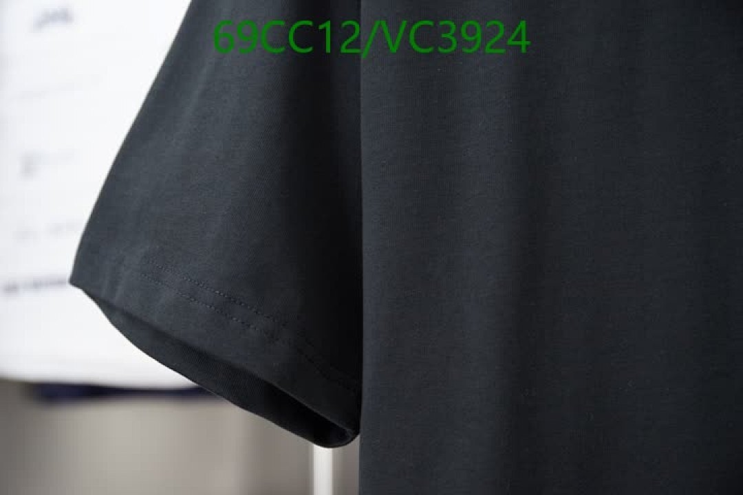 Balenciaga-Clothing Code: VC3924 $: 69USD